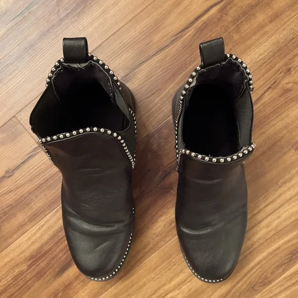 Black Boots with Silver Rhinestones - Picture 1 of 5